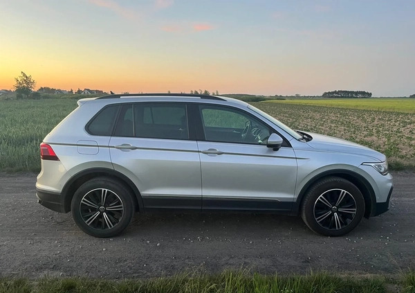 Volkswagen Tiguan cena 107000 przebieg: 125000, rok produkcji 2021 z Słubice małe 56